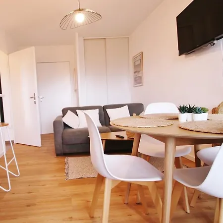 Appartement T2 Avec Piscine A Golf De Biarritz *