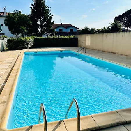 T2 Avec Piscine à Golf De Biarritz Appartamento *