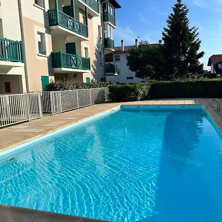 T2 Avec Piscine à Golf De Biarritz Appartamento *